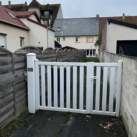 Riva-mela Apartment *